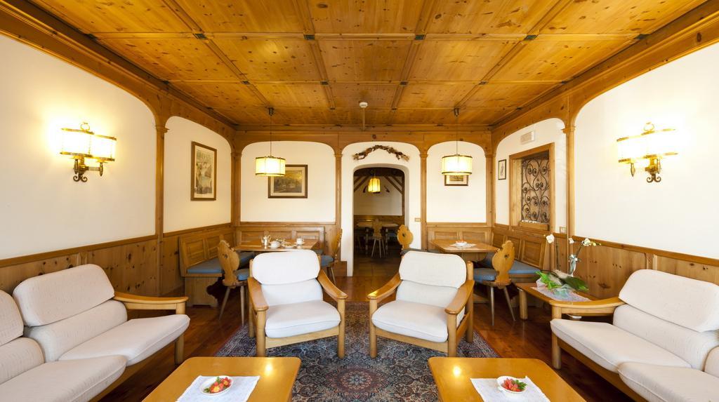 Hotel Bellaria - קורטינה ד'אמפזו מראה חיצוני תמונה